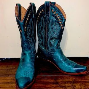 Size 8 Turquoise Boots. Justin Brand.